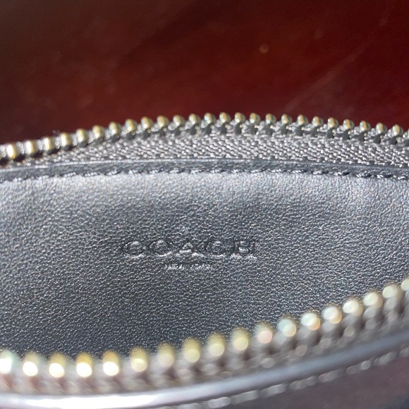 COACH Retail: Zip Card Case In Signature Canvas - Picture 6 of 7